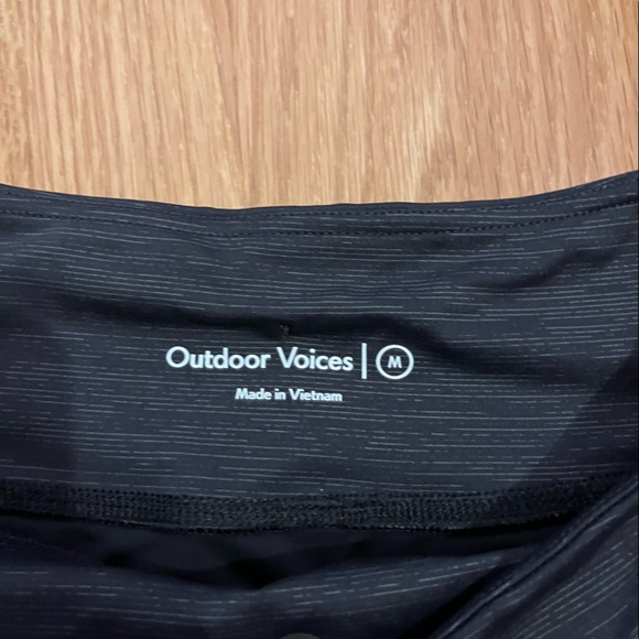 Outdoor Voices The Exercise Short 2.5” Short Black - Picture 4 of 7